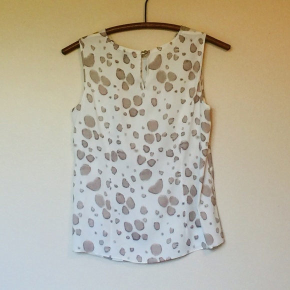 ANN TAYLOR Petite Cream & Taupe Pleated Neck Top 4 - Picture 2 of 9